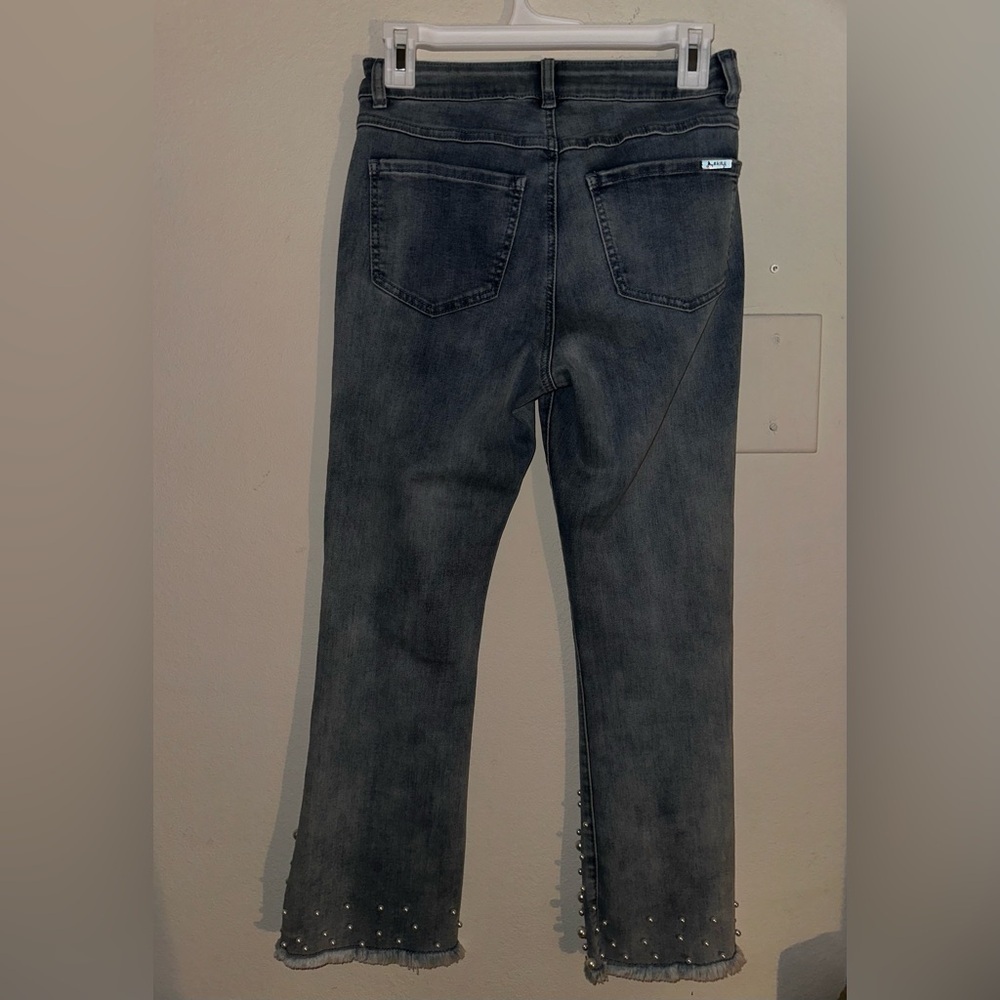Joseph Ribkoff women’s pearl embellished cropped blue jeans denim contemporary 4 - Picture 7 of 8